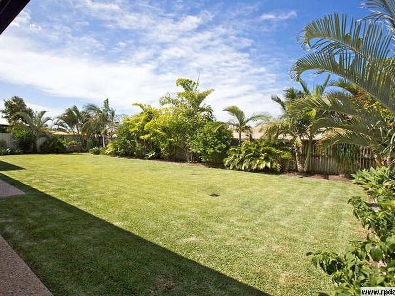 4 Hartley Crescent, Pelican Waters QLD 4551