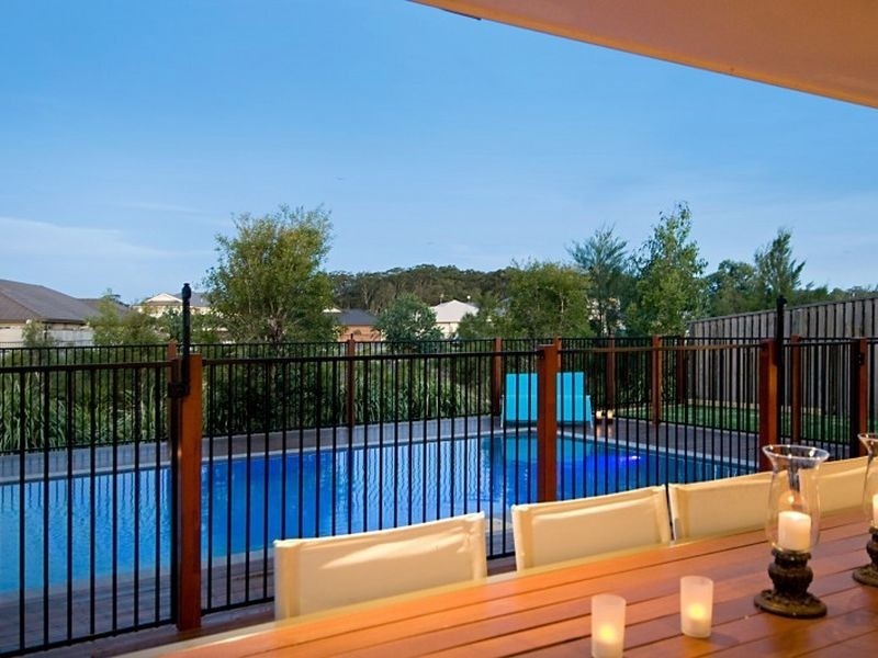 10 Andrew Ave, Little Mountain QLD 4551