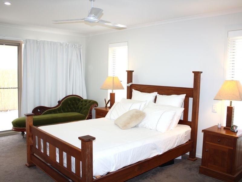 28 Elvena Circuit, Little Mountain QLD 4551