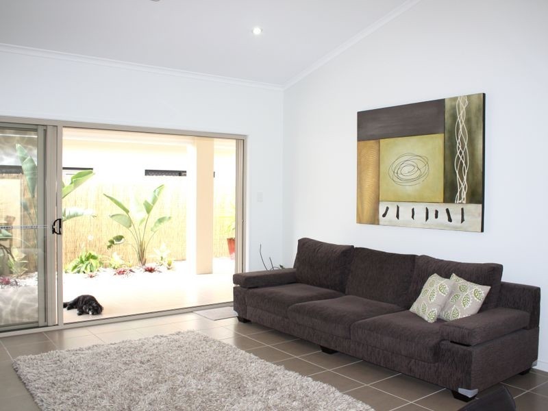 28 Elvena Circuit, Little Mountain QLD 4551