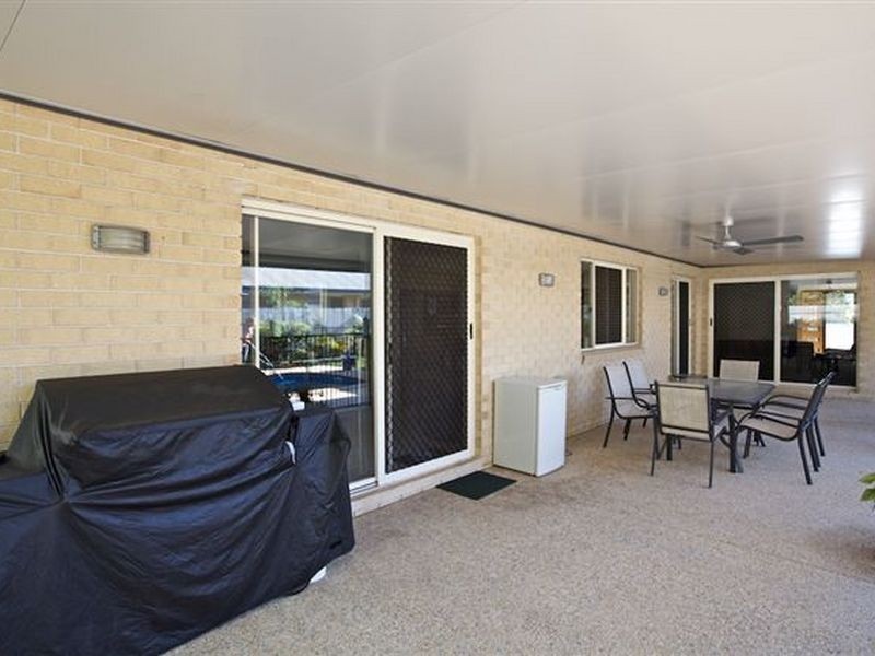 11 Somerset Lane, Little Mountain QLD 4551