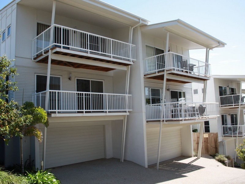 1/37 Arthur Street, Caloundra QLD 4551