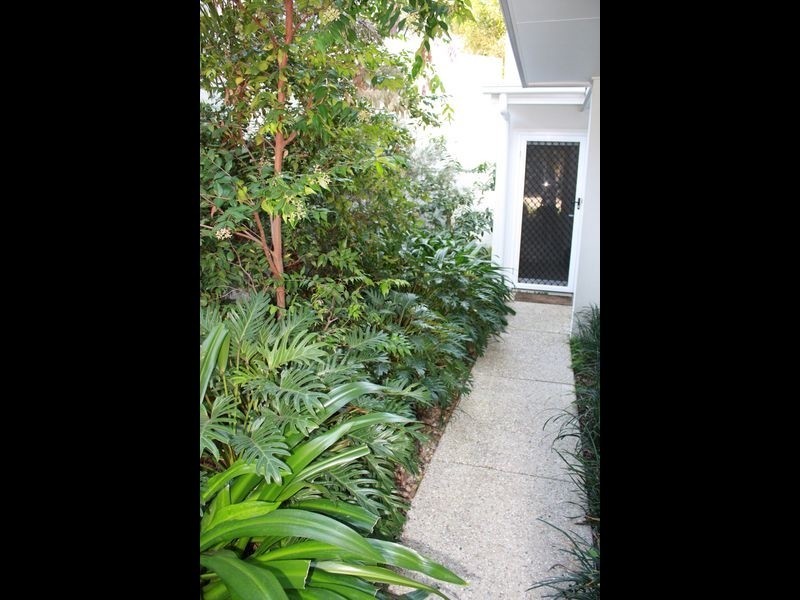 1/37 Arthur Street, Caloundra QLD 4551