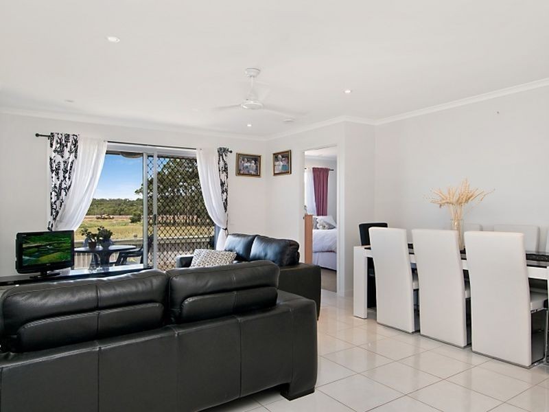 2/31 Wilkiea Street, Caloundra QLD 4551