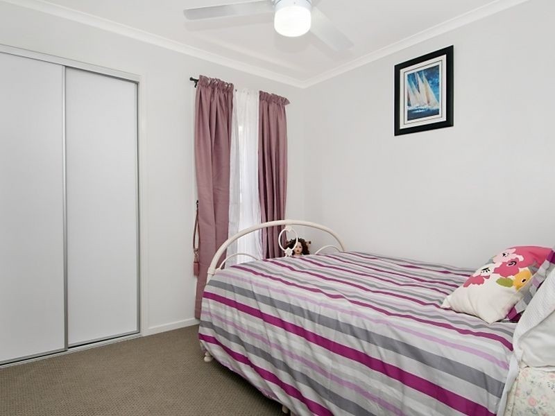 2/31 Wilkiea Street, Caloundra QLD 4551