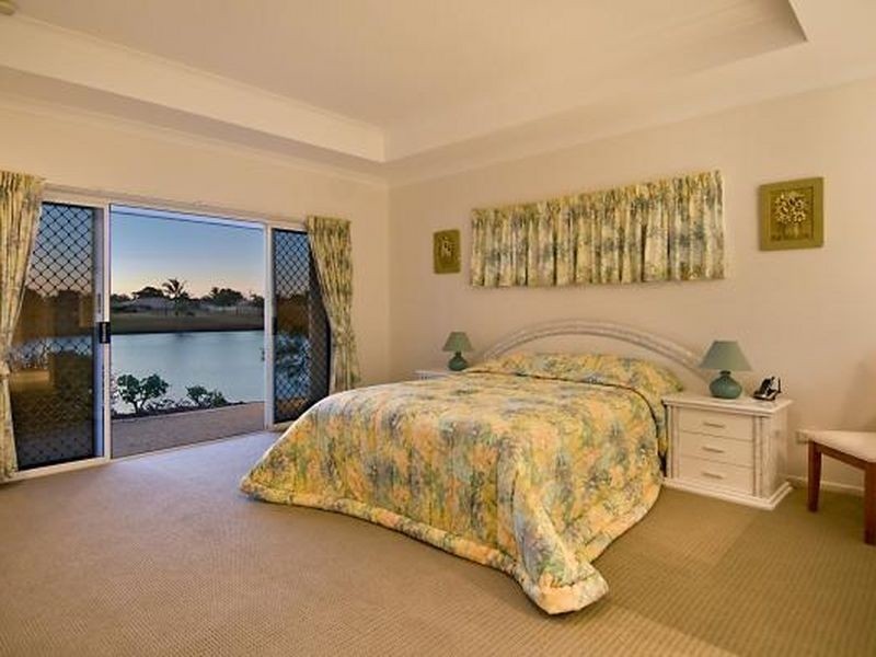 2 Parkhaven Drive, Wurtulla QLD 4575