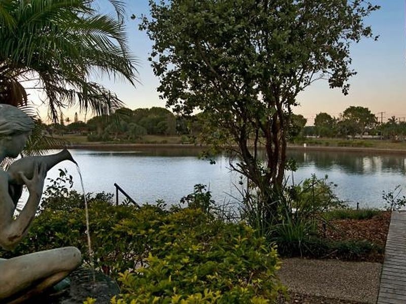 2 Parkhaven Drive, Wurtulla QLD 4575