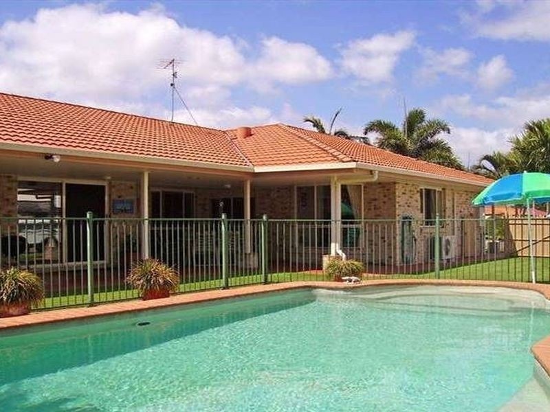 6 Amity Ct, Pelican Waters QLD 4551