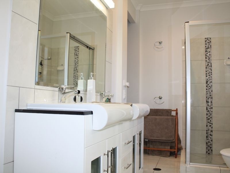 6 Nebo Street, Caloundra QLD 4551