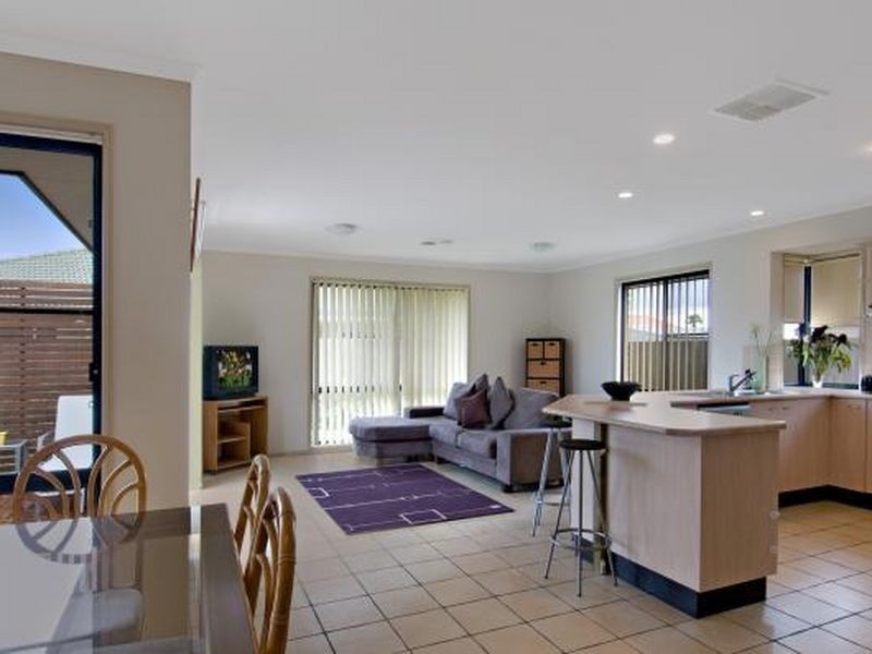8 Undanbi Place, Pelican Waters QLD 4551