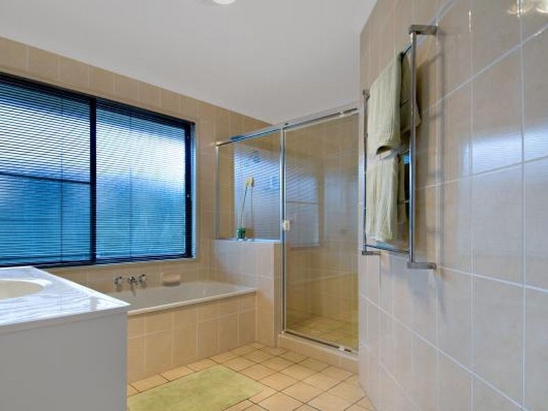 8 Undanbi Place, Pelican Waters QLD 4551