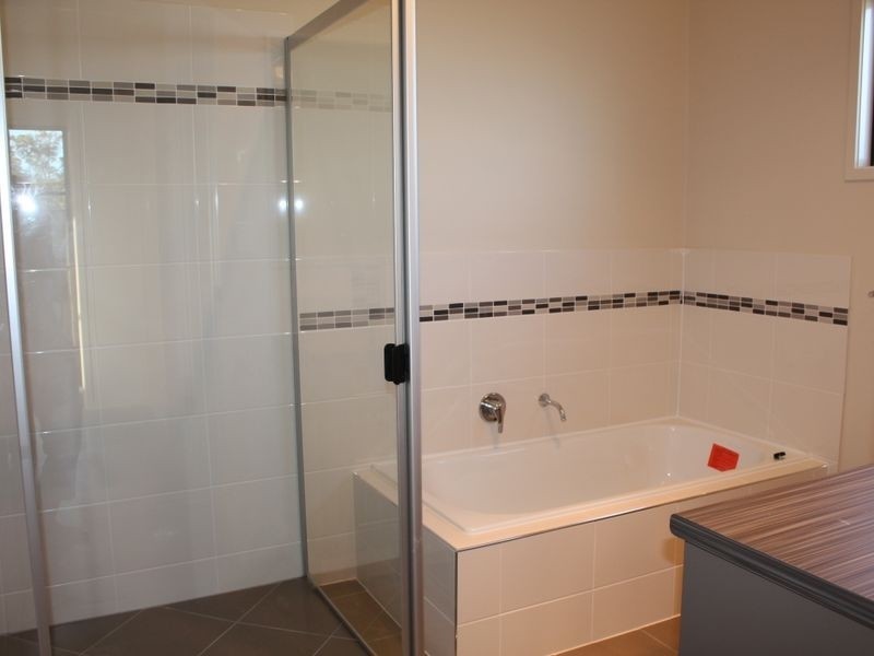 Little Mountain QLD 4551