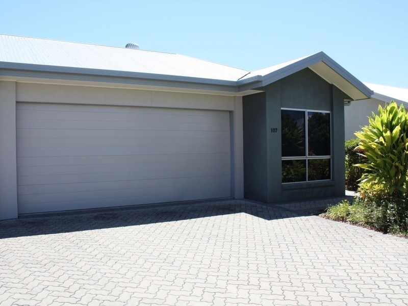 107/2 Grand Pde, Kawana Island QLD 4575