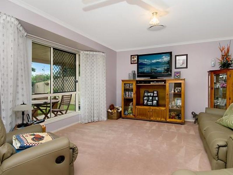 5 Galway Street, Caloundra West QLD 4551