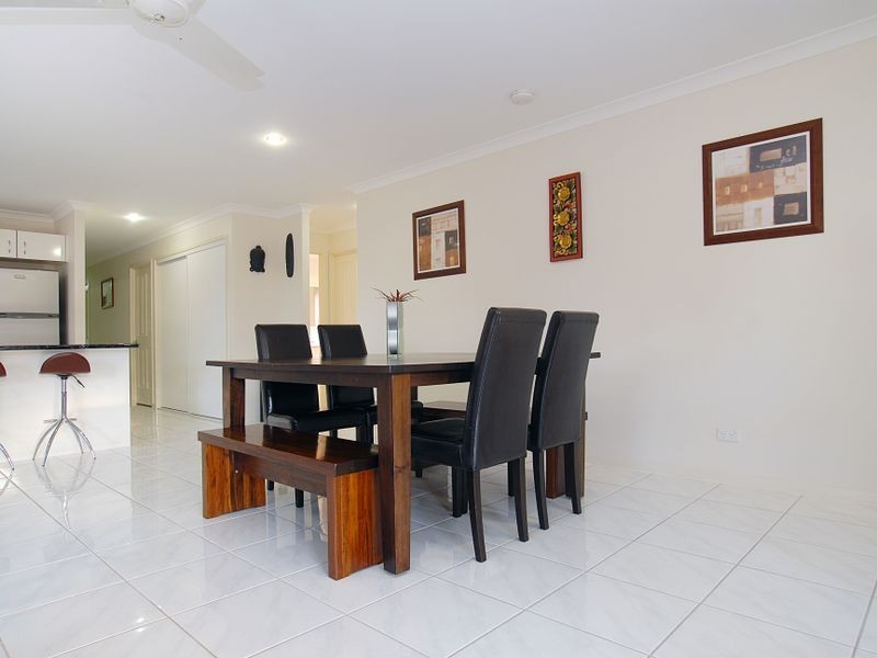 7 Adam Lane, Little Mountain QLD 4551