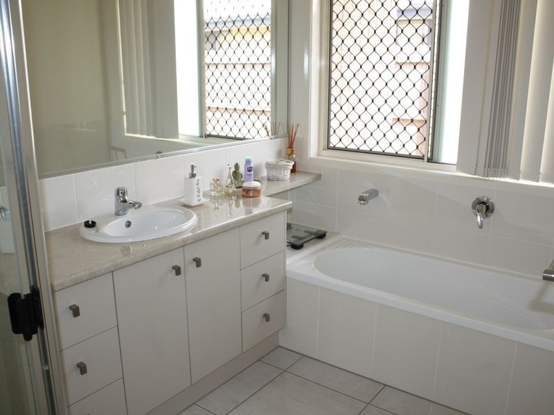 78 Rawson Street, Caloundra West QLD 4551