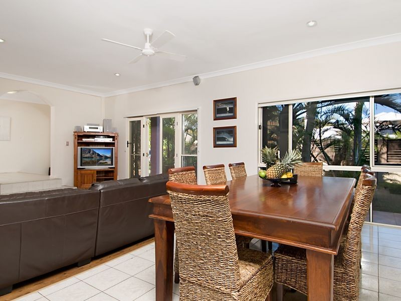 412 Oceanic Drive, Wurtulla QLD 4575