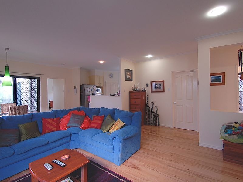 18 Griffin Crescent, Caloundra West QLD 4551