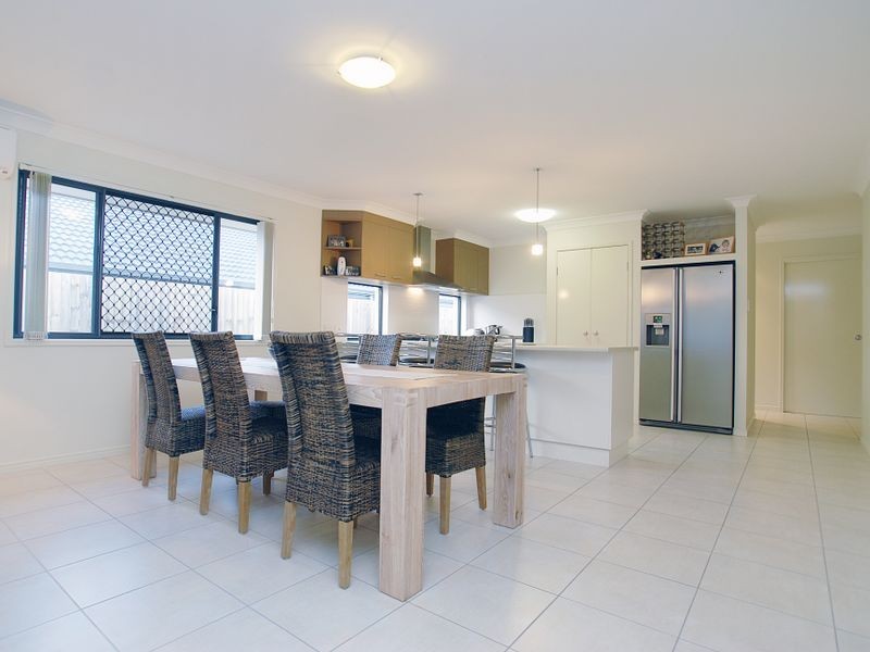 7 Cannon Lane, Little Mountain QLD 4551