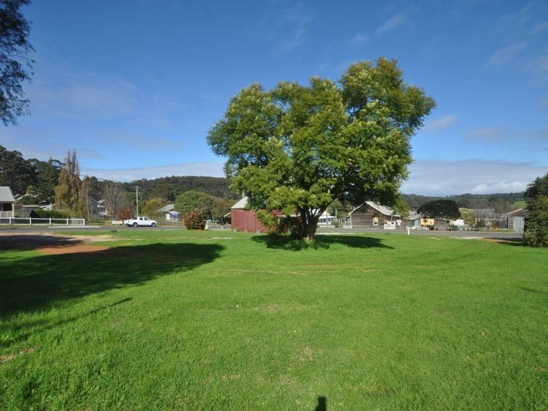 25 Brockman Street, Pemberton WA 6260