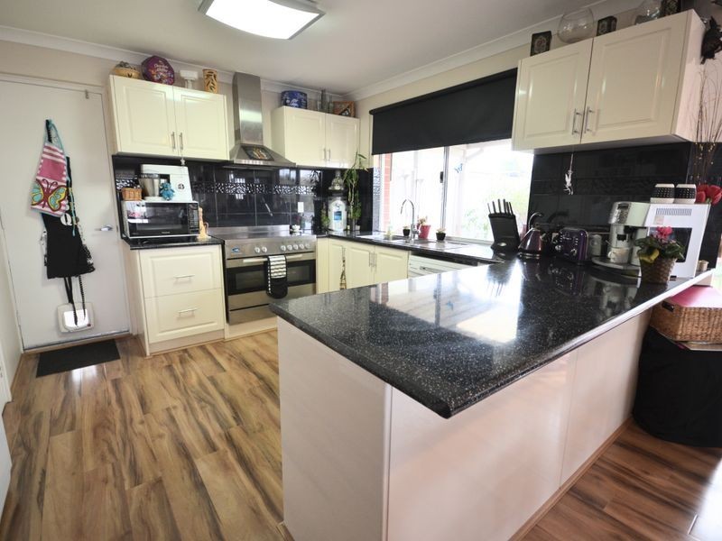 28 Karri Street, Manjimup WA 6258