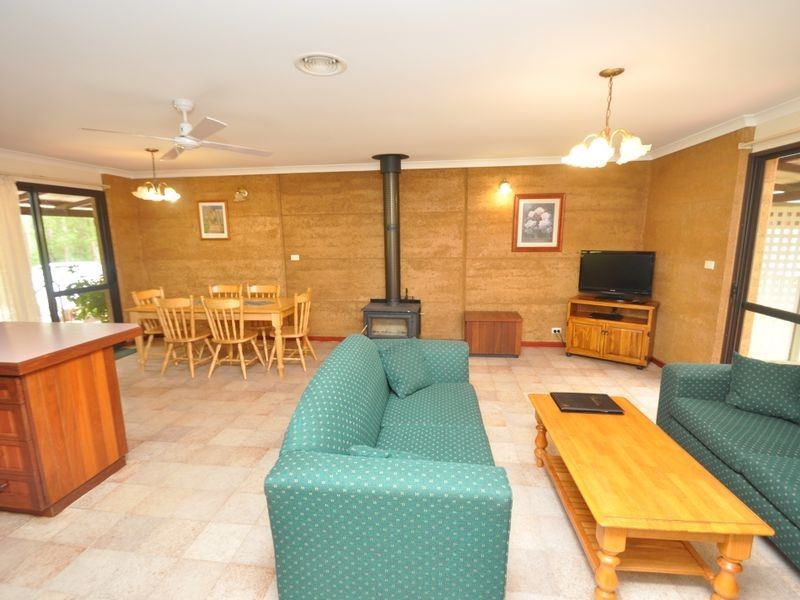 11/713 Pemberton-Northcliffe Road, Pemberton WA 6260