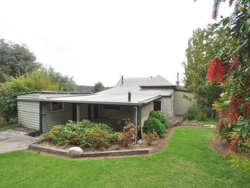 8 Karri Rise, Pemberton WA 6260