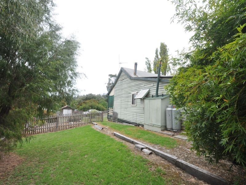 8 Karri Rise, Pemberton WA 6260