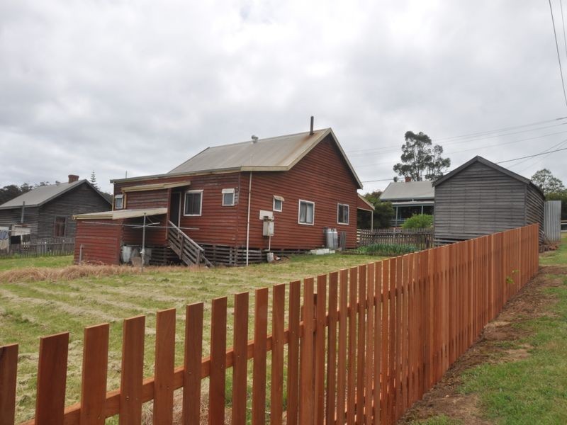 12A & 12B Pine Street, Pemberton WA 6260