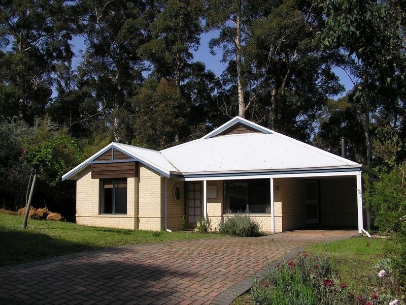 15 Wattlebird Grove, Pemberton WA 6260