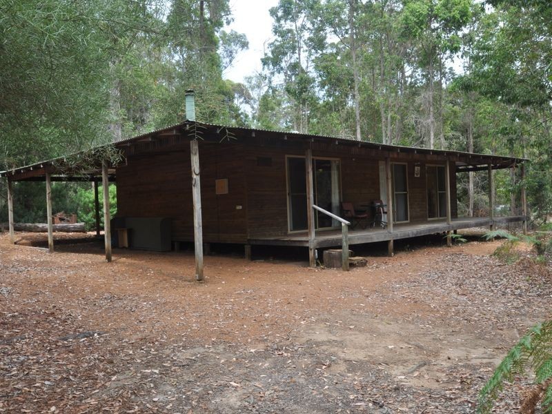 36 Karri Lane, Quinninup WA 6258