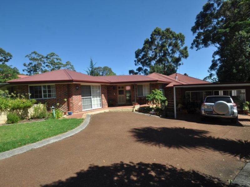 29 Ellis Street, Pemberton WA 6260