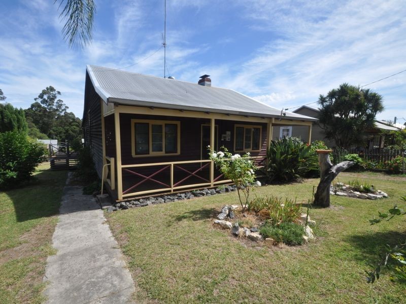 28 Dean Street, Pemberton WA 6260