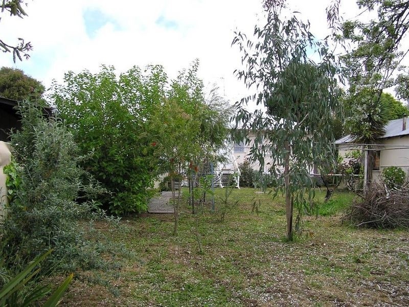 30 Clarke Street, Manjimup WA 6258