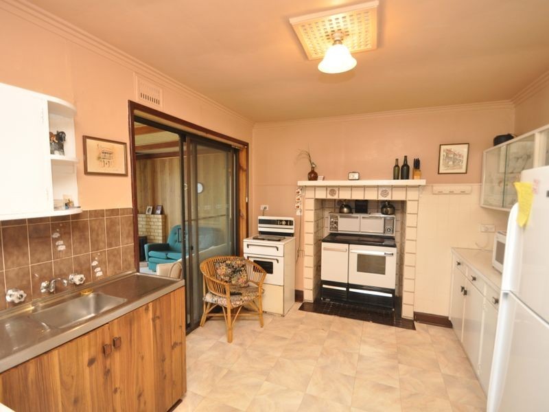 21 Lefroy Street, Pemberton WA 6260