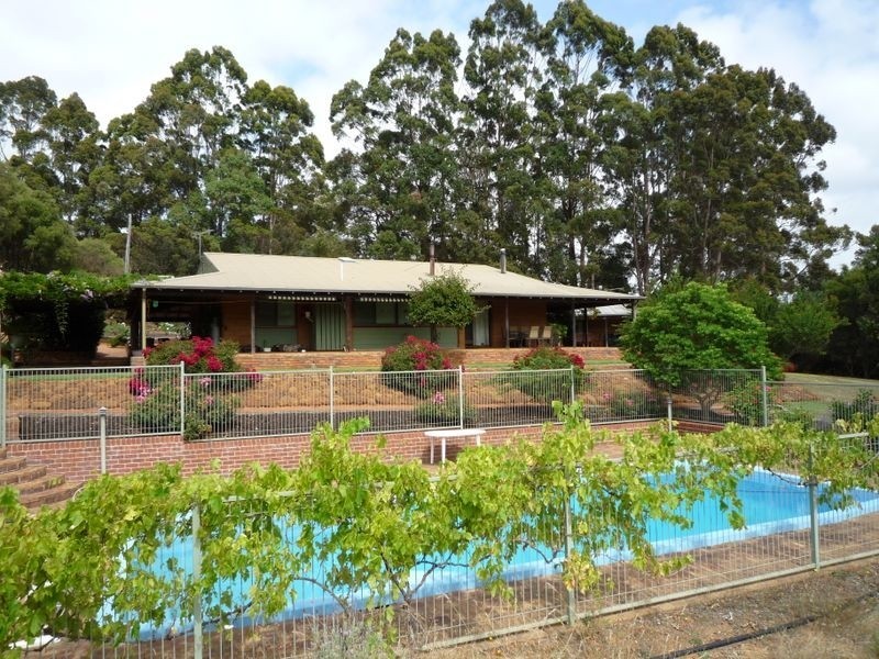 11890 Conte Road, Pemberton WA 6260