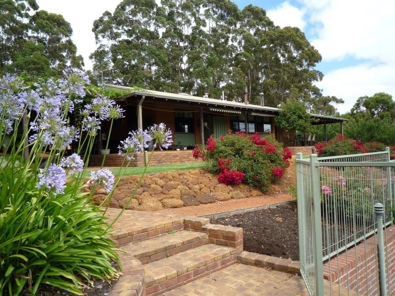 11890 Conte Road, Pemberton WA 6260