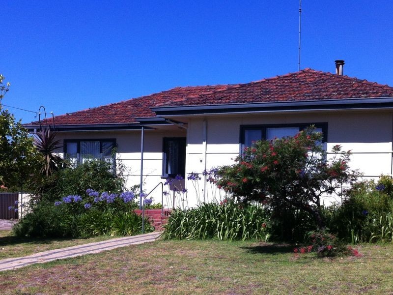 70 Arnott Street, Manjimup WA 6258