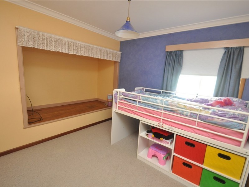 17 Graham Street, Manjimup WA 6258