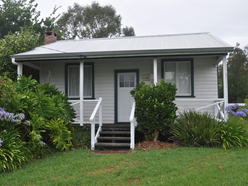 36 Zamia Street, Northcliffe WA 6262