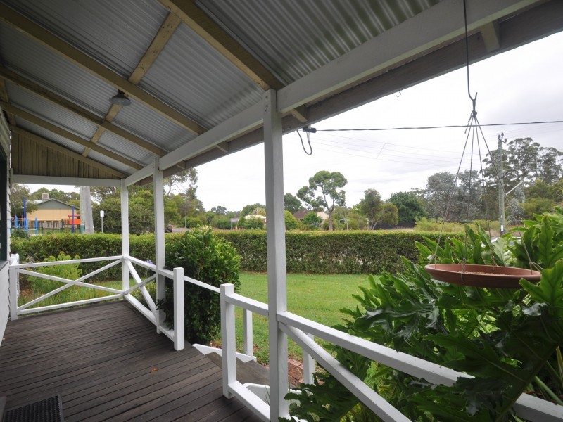 36 Zamia Street, Northcliffe WA 6262