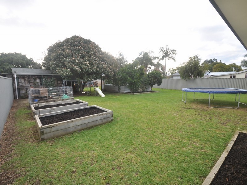 35 Somerville Street, Manjimup WA 6258