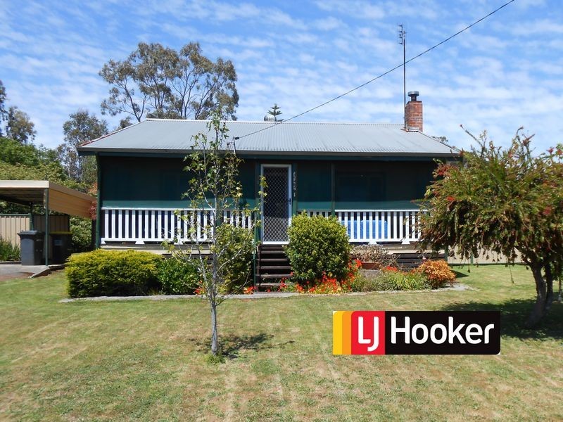 25 Edwards Street, Manjimup WA 6258