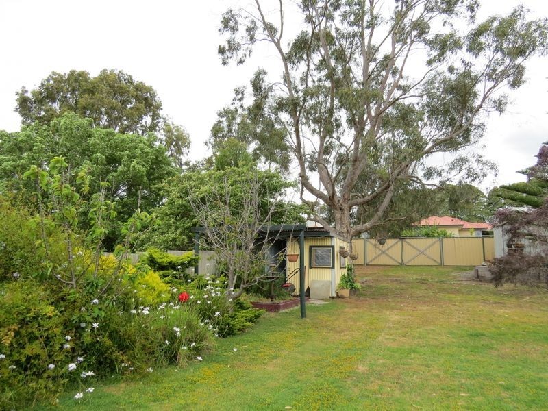 25 Edwards Street, Manjimup WA 6258