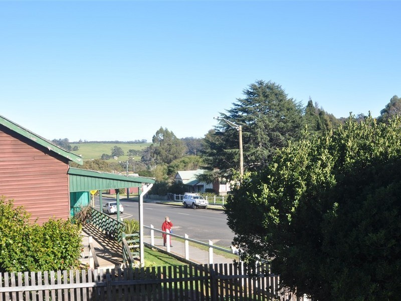 32 Brockman Street, Pemberton WA 6260