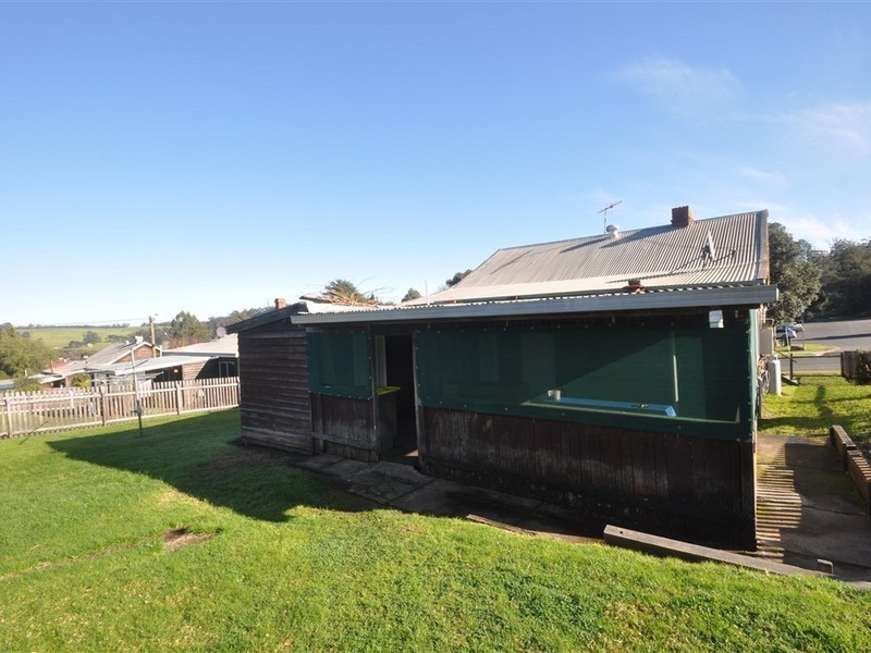 32 Brockman Street, Pemberton WA 6260