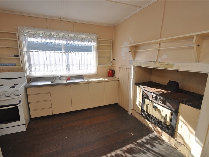 32 Brockman Street, Pemberton WA 6260