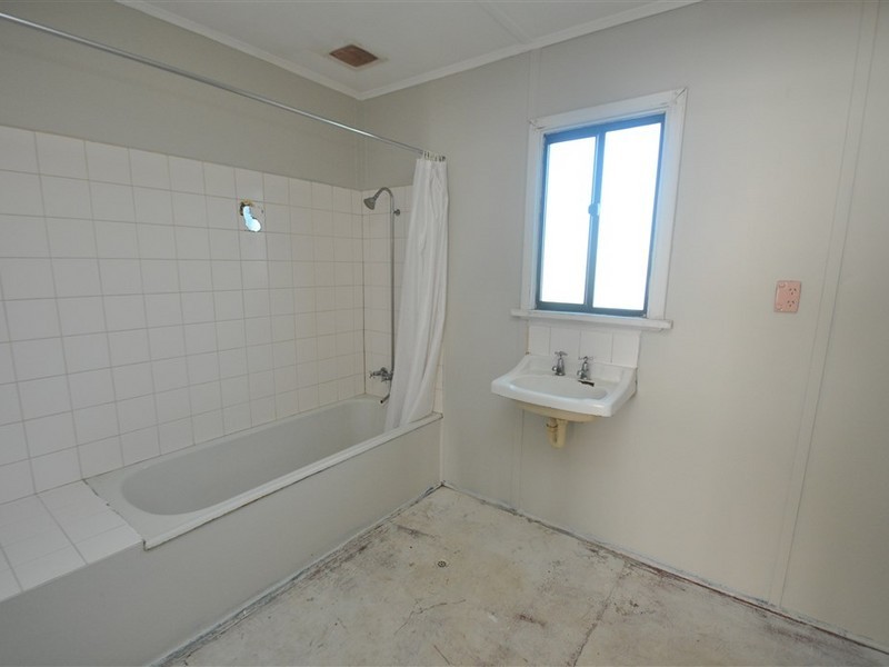 32 Brockman Street, Pemberton WA 6260