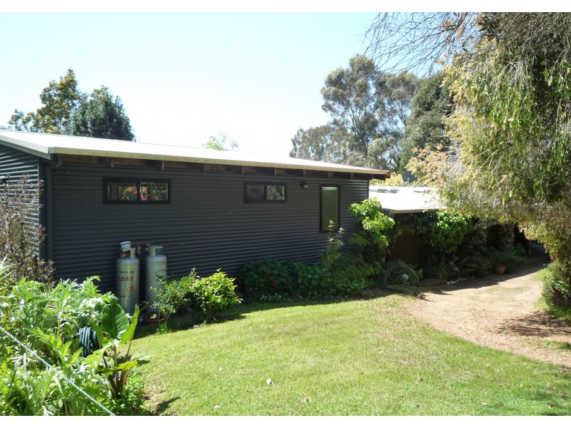 46 Clarrie Jones Place, Pemberton WA 6260