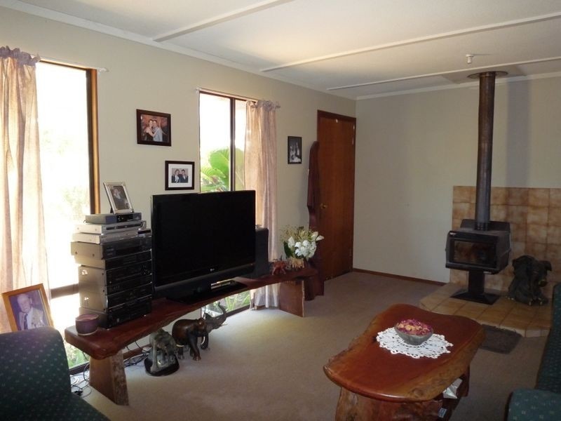 37 Guppy Street, Pemberton WA 6260